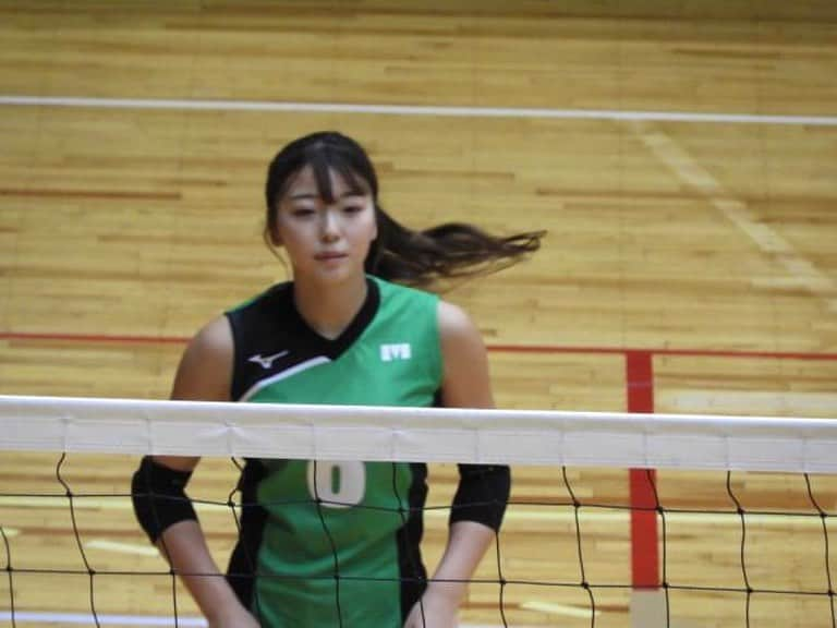 衣笠乃愛さんのインスタグラム写真 - (衣笠乃愛Instagram)「リーグ戦中に撮っていただいた写真📷🏐 . . . #明海大学 #明海大学女子バレーボール部 #バレーボール #バレー #volleyball #リーグ戦」11月4日 22時33分 - noa._.813