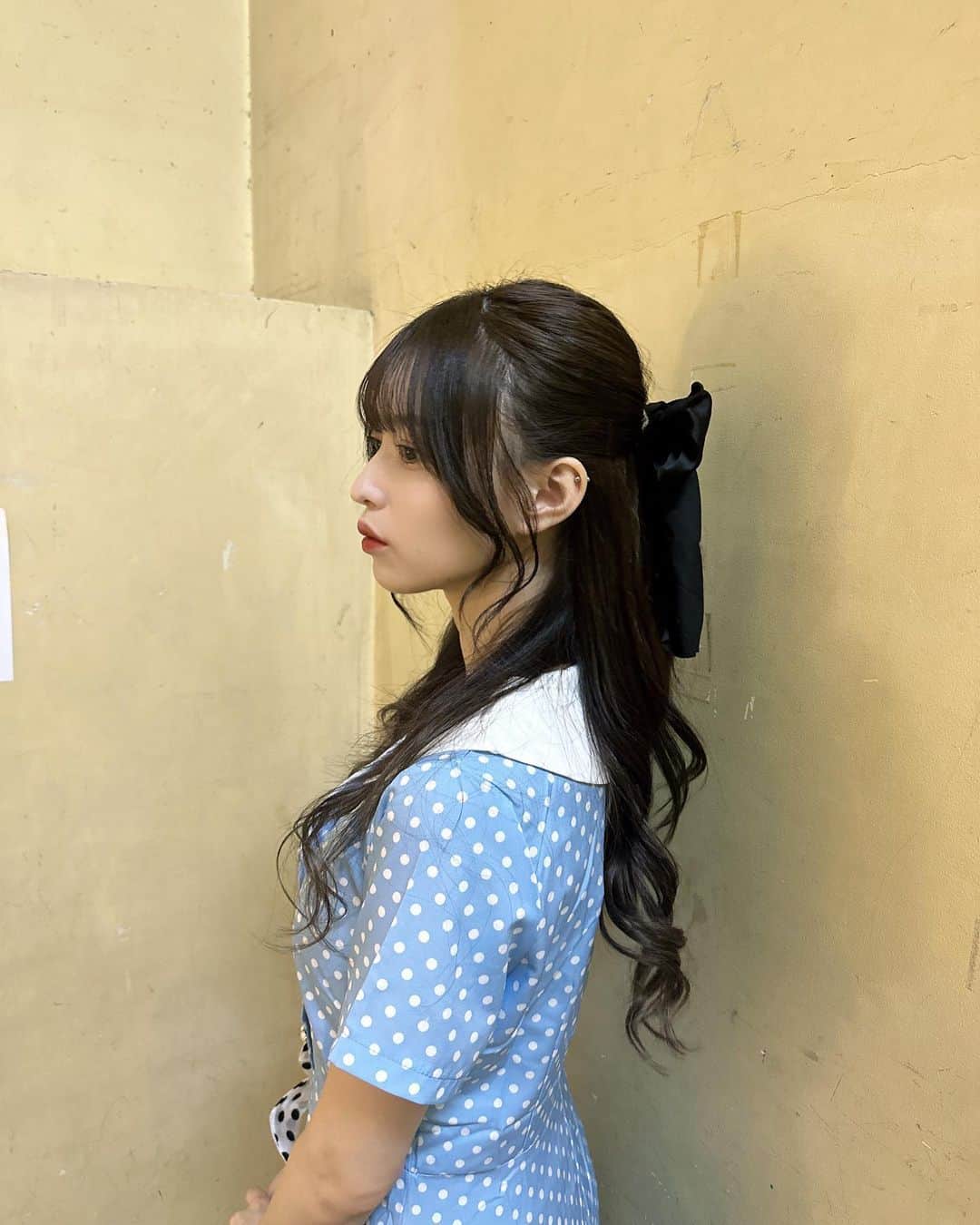 新井椎夏さんのインスタグラム写真 - (新井椎夏Instagram)「たまにはこんなわたしもどうですか？🩵」11月4日 23時04分 - elsy_shiina