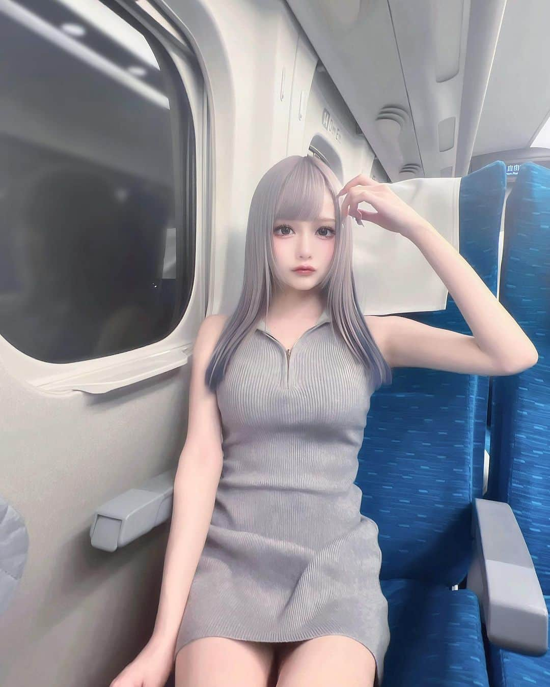 あめはねむいさんのインスタグラム写真 - (あめはねむいInstagram)「🚄」11月4日 23時17分 - pantu_u