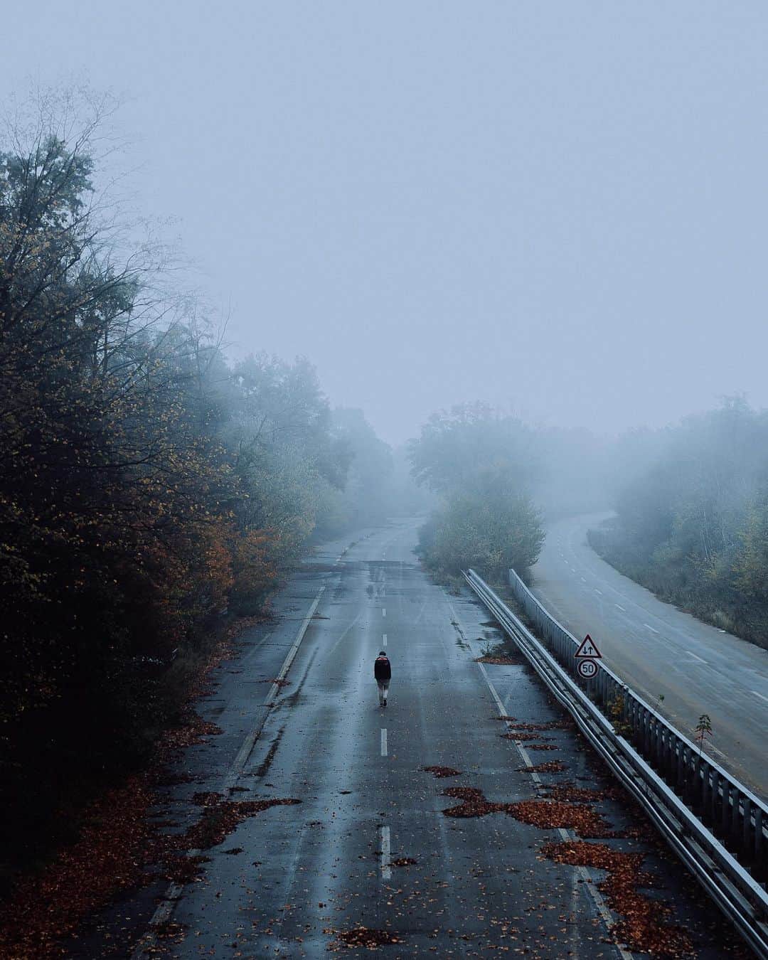 Thomas Kakarekoのインスタグラム：「Taking a trip down memory lane to the day we discovered an incredible photo spot during a campaign shoot in western Germany. This spot holds a special place in my heart, especially knowing that this section of the highway was sacrificed for coal mining. Memorable moment 📸」