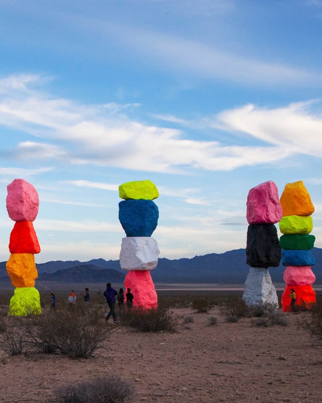 Visit The USAさんのインスタグラム写真 - (Visit The USAInstagram)「Located just 25 minutes from the Las Vegas Strip, The Seven Magic Mountains in Clark County, Nevada, almost feel like a neon-colored mirage in the desert. This free attraction is a must-add for your Vegas vacation photo dump! Oh, and K-Pop fans… Saw Bae Suzy in Doona! visited this magical spot 👀  #VisitTheUSA #SevenMagicMountains #Nevada  #LasVegasTrip #KPoP #Doona!」11月4日 23時30分 - visittheusa