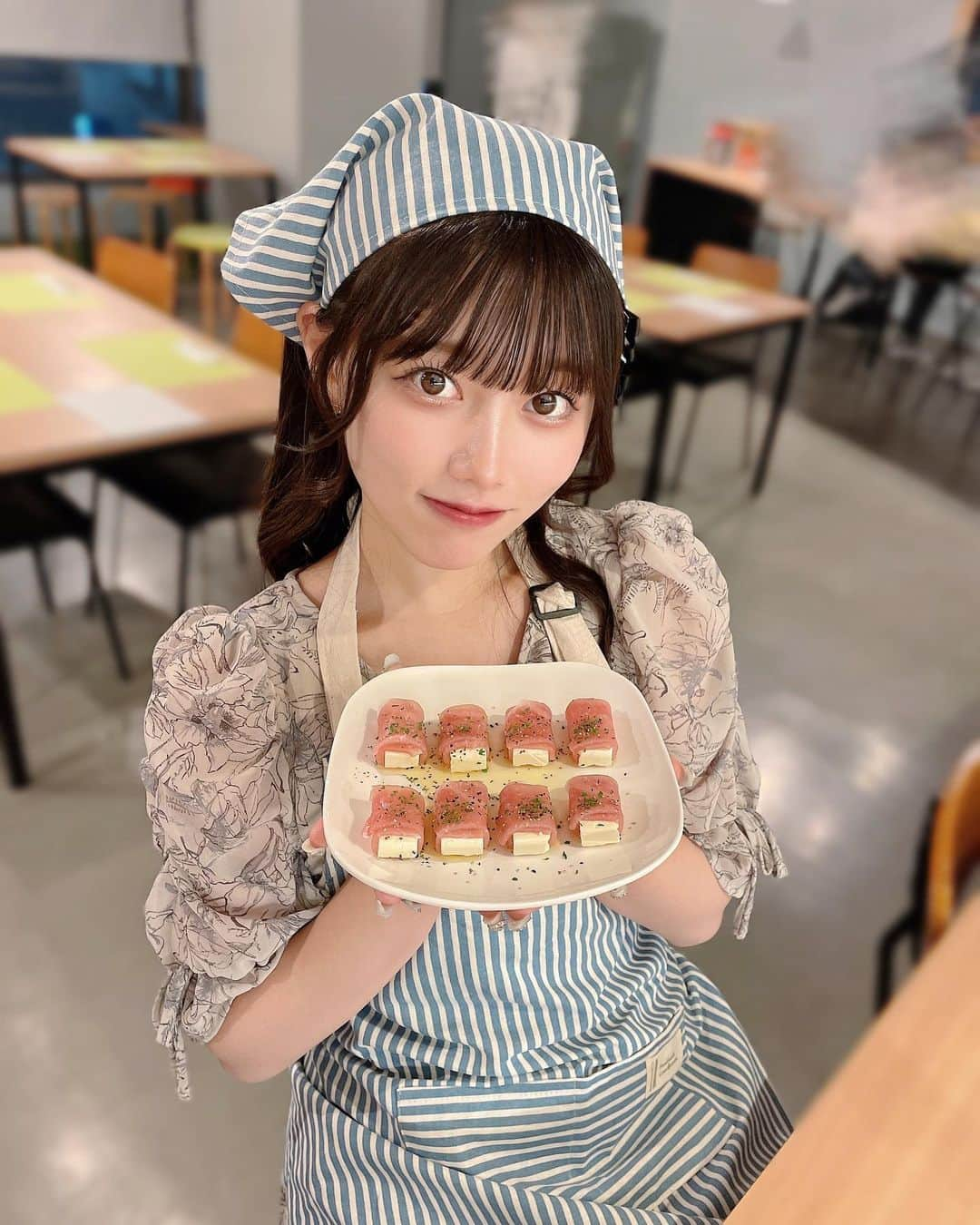 大場結女さんのインスタグラム写真 - (大場結女Instagram)「お料理オフ会ありがとうございました🍳🧂 私たちは洋食を作ったよ♪  みんなはお料理得意ー？美味しいご飯作って作って❤︎   #エプロン #エプロン女子  #キッチン #料理 #料理初心者  #簡単料理  #手料理 #オフ  #オフ会  #手作り」11月4日 23時33分 - yume.o__06