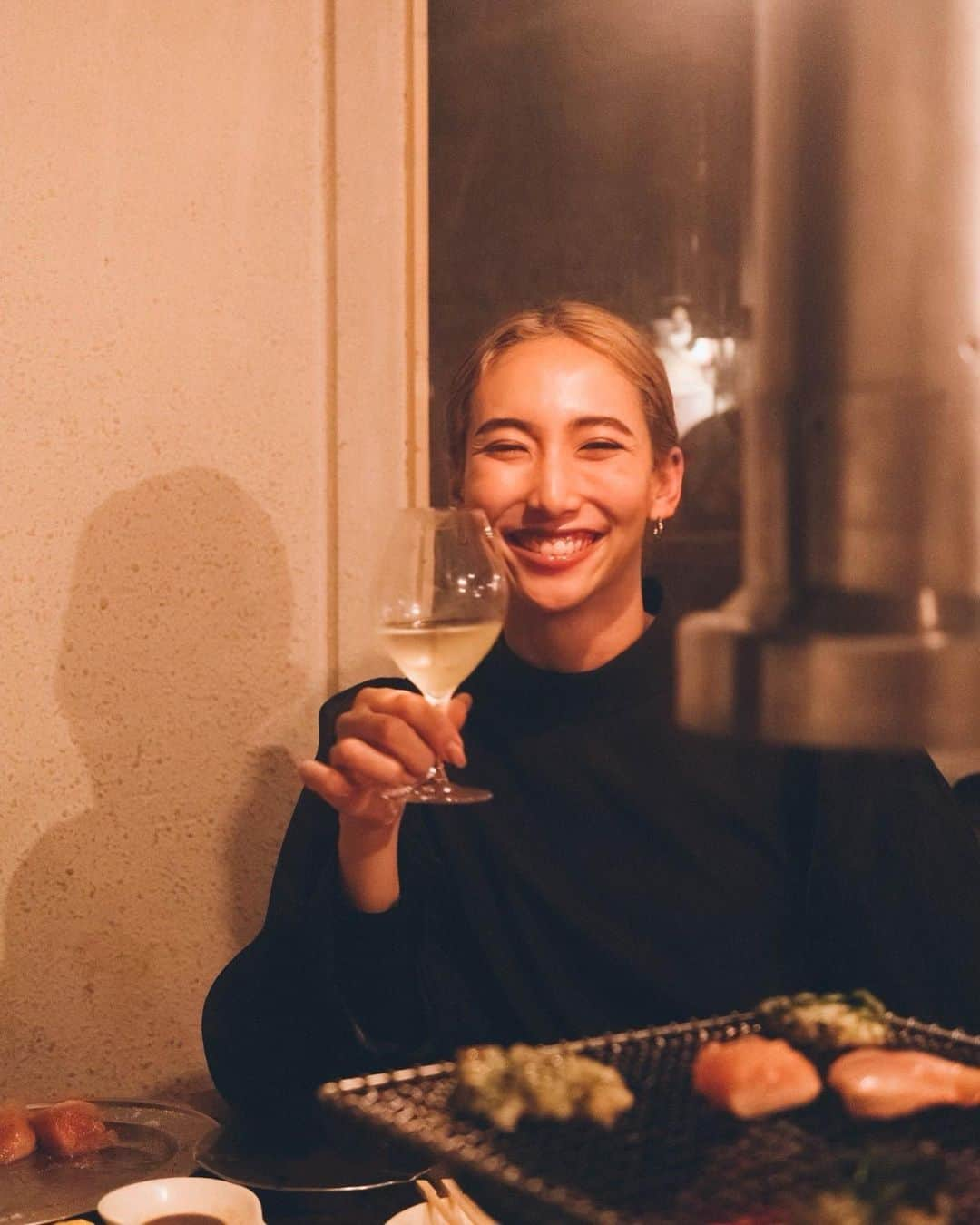 SAKURAさんのインスタグラム写真 - (SAKURAInstagram)「🍷😏😗😆」11月4日 23時41分 - sakura_____julia