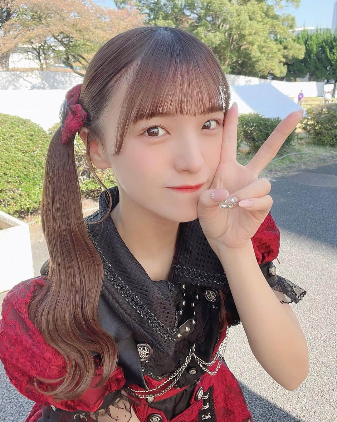 茉城奈那さんのインスタグラム写真 - (茉城奈那Instagram)「お天気が良い日の野外ライブ楽しい！！ ⁡ ⁡ ⁡ ⁡ ⁡ ⁡ ⁡ #アイドル #地下アイドル #idol #ınstagood #ヘアアレンジ #ツインテール #ツインテールアレンジ #ピンクブラウン #ブラウンカラー #グレージュ」11月4日 23時45分 - nanchan_1010