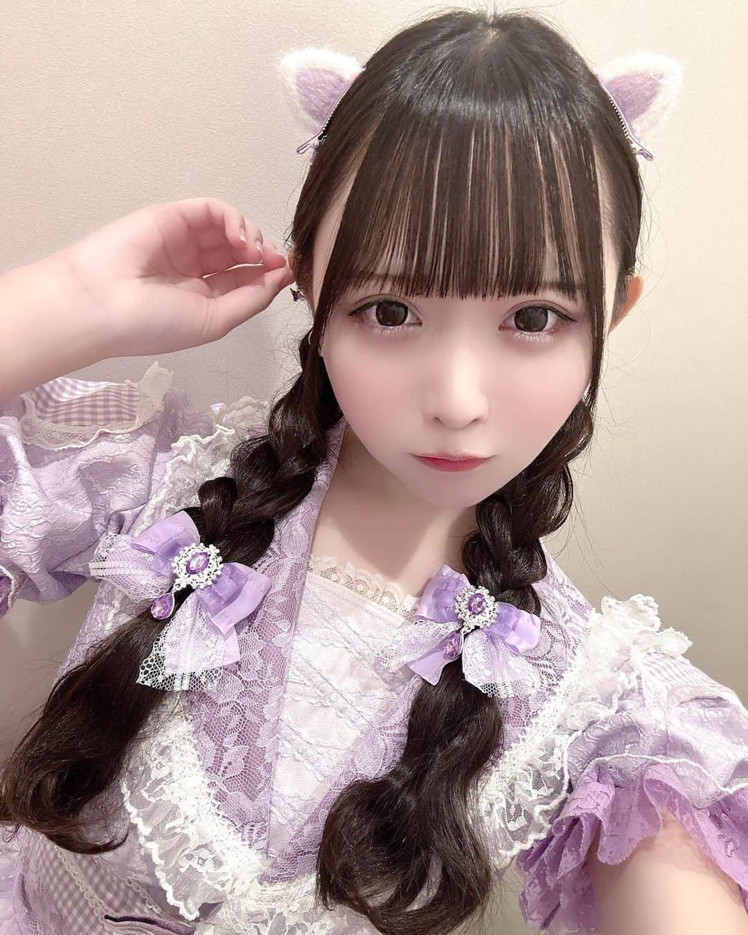 一ノ瀬ななさんのインスタグラム写真 - (一ノ瀬ななInstagram)「人生はじめて三つ編みおろしネコ  ♡  ♡  ♡   #アイドル  #地下アイドル #グラビアアイドル #グラビア #被写体  #量産  #被写体モデル  #コスプレ #量産型ヲタク  #ポートレート #コスプレイヤー  #自撮り  #量産型ヘアメ  #コンカフェ  #いいね返し  #いいねした人で気になった人フォロー  #いいねした人全員フォローする #instagood  #instalike  #l4likes  #l4l  #likeforlikes  #likeforfollow #sanrio  #love  #攝影 #旅遊攝影 #뷰티스타그램」11月5日 0時10分 - _nana_ichinose