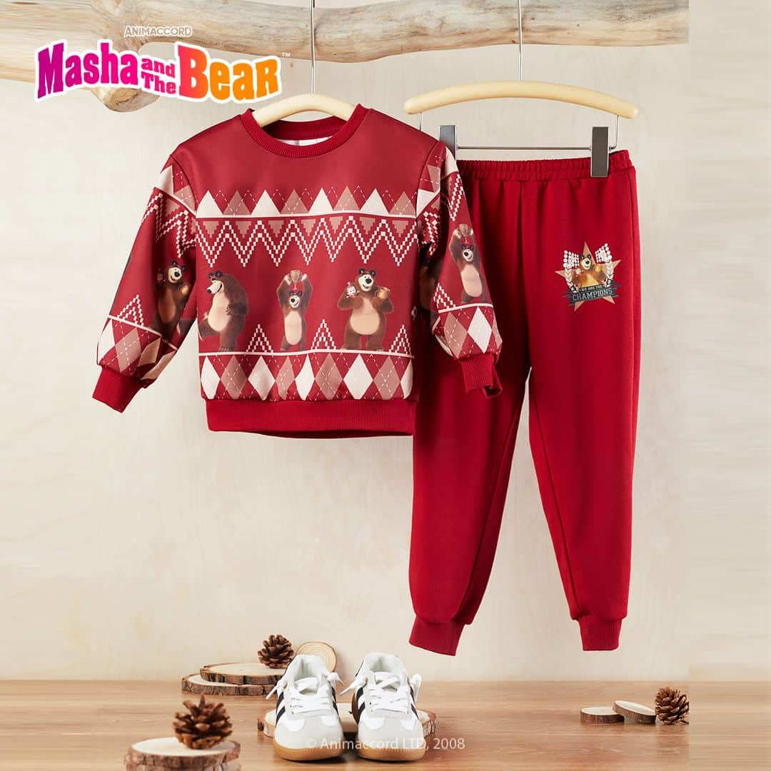 SHEINのインスタグラム：「Explore family fun in every style with our SHEIN x Masha and the Bear collection. 🌳👨‍👩‍👧‍👦  🔗:https://shein.shop/s42cpg3  #SHEINxMashaandTheBear #FashionCollaboration #Fashion #SHEINCollabs #SHEIN #MashaandTheBear  *P.S. Only available on US/AU/UK/FR/MX/BR/NZ/TR/OM/BH/SA/UAE」