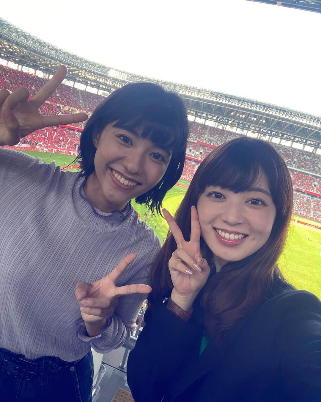 中根舞美さんのインスタグラム写真 - (中根舞美Instagram)「・ サタデーナイトJ⚽️今週もありがとうございました！  YBCルヴァン・カップ決勝、アビスパ福岡vs浦和レッズについてお伝えしました！  改めてアビスパ福岡、サポーターの皆さま優勝おめでとうございます🎖️  そしてスタジアムではTBSの新人、御手洗菜々アナに会いました☺️ サッカーに携わる仲間としてこれからも一緒に頑張っていきます❣️✊🏻  また来週もサタデーナイトJ、ご覧ください🫶🏻  衣装 MISCH MASCH  #サタデーナイトJ #ルヴァン #アビスパ福岡 #浦和レッズ  #御手洗菜々  #テレビ東京 #mischmasch」11月5日 0時37分 - mami_nakane_tx