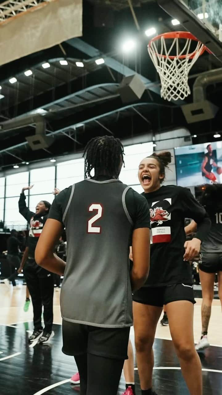 Under Armour Basketballのインスタグラム：「The bounce travels internationally 🛫」