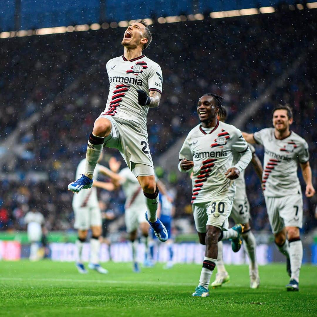 バイエル・レバークーゼンのインスタグラム：「B🅰️CK IN FRONT! 🔥  #TSGB04 2-3 #Bundesliga #Bayer04 #Werkself」