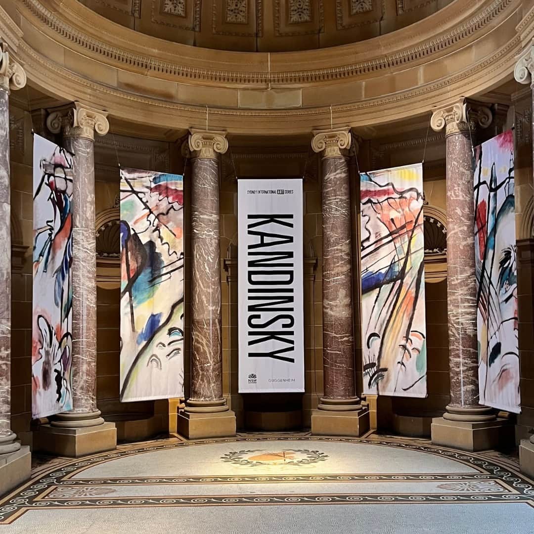 グッゲンハイム美術館のインスタグラム：「✨Now open at the Art Gallery of New South Wales (@ArtGalleryofNSW): Kandinsky  This comprehensive exhibition draws from our rich holdings to reveal Kandinsky’s work in depth—from his beginnings in Munich, to his return to his birthplace of Moscow with the outbreak of World War One, followed by the interwar years in Germany where he was an instructor at the Bauhaus, and his final chapter in Paris.  Curated by Megan Fontanella (@meganfontanella), our Curator of Modern Art and Provenance, and Jackie Dunn, Senior Curator of Exhibitions at the Art Gallery of New South Wales, this is the largest dedicated exhibition of Kandinsky’s work to ever be seen in Australia.  #KandinskySydney」