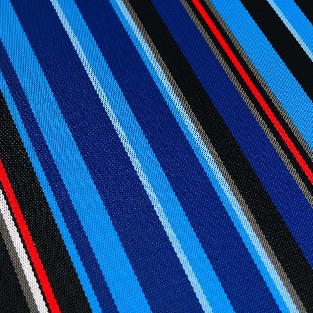 ブランディーナのインスタグラム：「Scopri i prodotti nella colorazione Palinuro. Esplorando l'incantevole mondo delle tonalità blu.🌊」