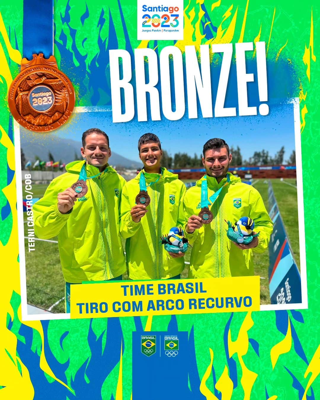 マルクス・ヴィニシウス・ダルメイダのインスタグラム：「TIRO COM BRONZE! 🥉  Marcus D’Almeida, Matheus Ely e Matheus Gomes conquistam o bronze para o Brasil na disputa por equipes do tiro com arco!  🇧🇷 5x3 🇨🇴  Representaram demais! 👏  ▶️: YouTube.com/TimeBrasil 📺: canalolimpicodobrasil.com.br  #TimeBrasil #TimeBrasilEmSantiago #Santiago2023 #TiroComArco」