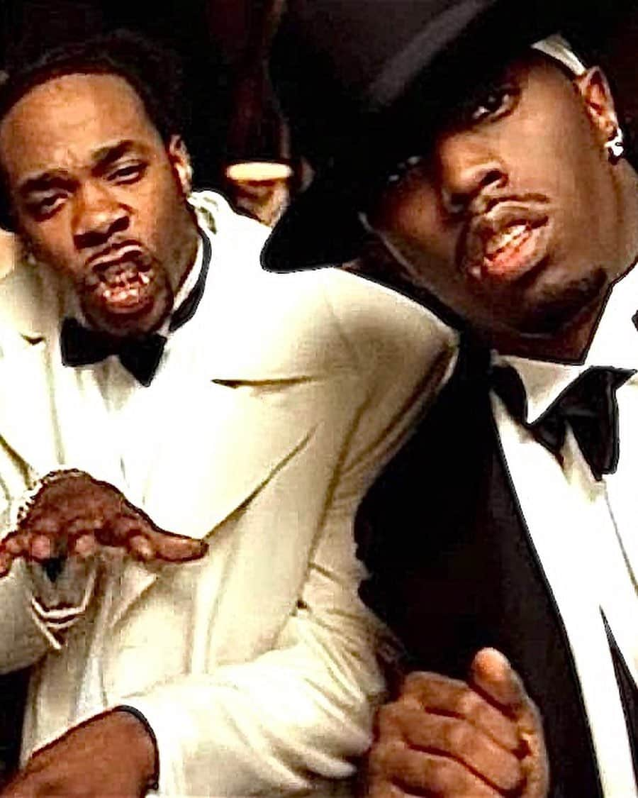 バスタ・ライムスのインスタグラム：「HAPPY BDAY AND MORE LIFE TO KING @diddy ENJOY IT TO THE FULLEST BRUDDAH!! 👑👑👑👑」