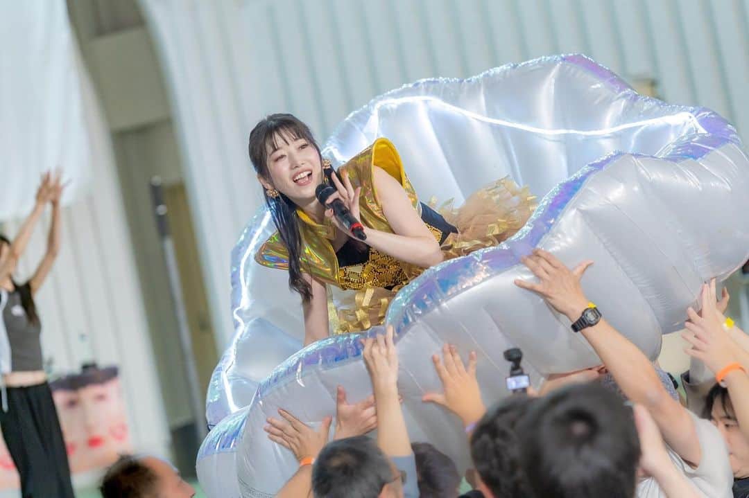 SAWAのインスタグラム：「貝ボに乗るお仕事🤓超合金SAWA2023年モデル🤩」