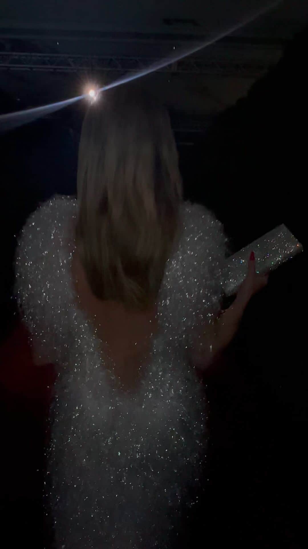 ハイディ・クルムのインスタグラム：「@lacma ❤️ in @lever_couture 🤍」