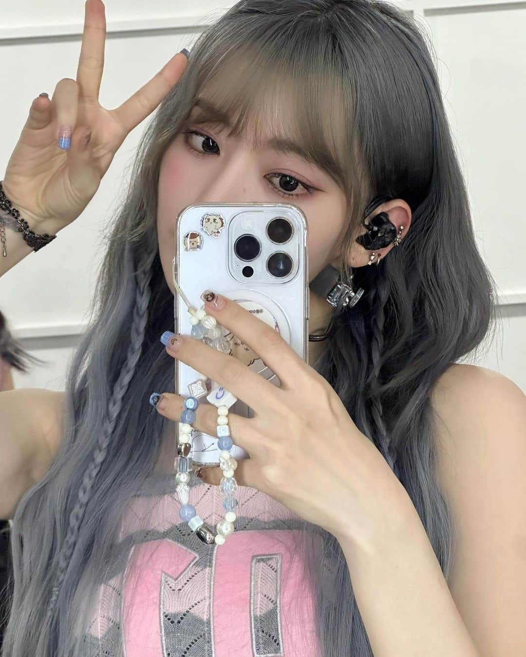 宮脇咲良さんのインスタグラム写真 - (宮脇咲良Instagram)「Perfect night 활동 모음집 pt1💜」11月5日 12時30分 - 39saku_chan