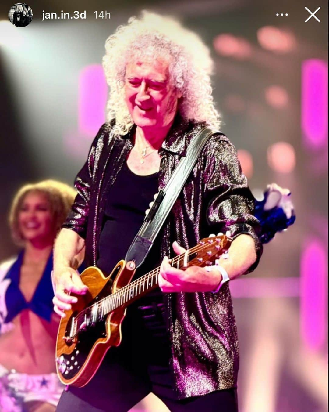 ブライアン・メイさんのインスタグラム写真 - (ブライアン・メイInstagram)「Thank you Dallas For some great new memories. Thank you lovely DCC ladies.  What a blast !!! Bri」11月5日 3時49分 - brianmayforreal