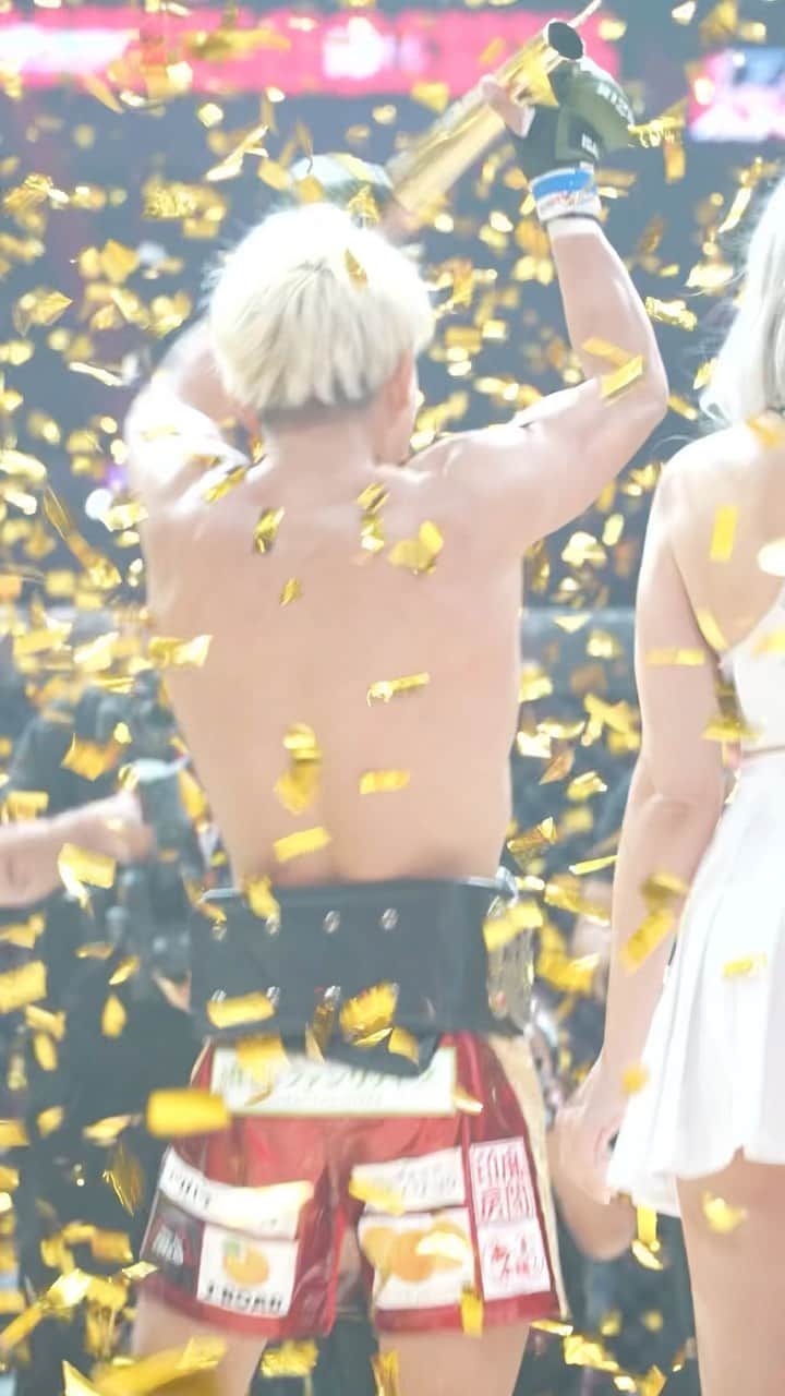 RIZIN FF OFFICIALのインスタグラム：「#RIZIN_LANDMARK7 🇦🇿 NEW featherweight champion👑 @suzuki.chihiro0514」