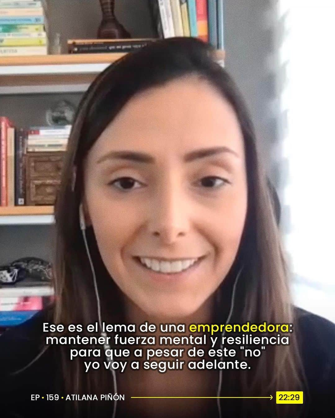 Erika De La Vegaさんのインスタグラム写真 - (Erika De La VegaInstagram)「Atilana Piñon creó @retorna.app con un propósito: ser la mano amiga de todos los migrantes. En este episodio nos cuenta cómo decidió buscar una solución a esta necesidad que no solo ella atravesaba, sino también miles de venezolanos en el exterior al momento de enviar dinero a sus familiares en Venezuela.  Escucha esta historia de emprendimiento en todas las plataformas de audio: spotify, google podcasts, apple podcasts, amazon music y en mi canal de youtube.  #ErikaDeLaVega #podcast #retorna #remesas #venezolanos」11月5日 4時14分 - erikadlvoficial