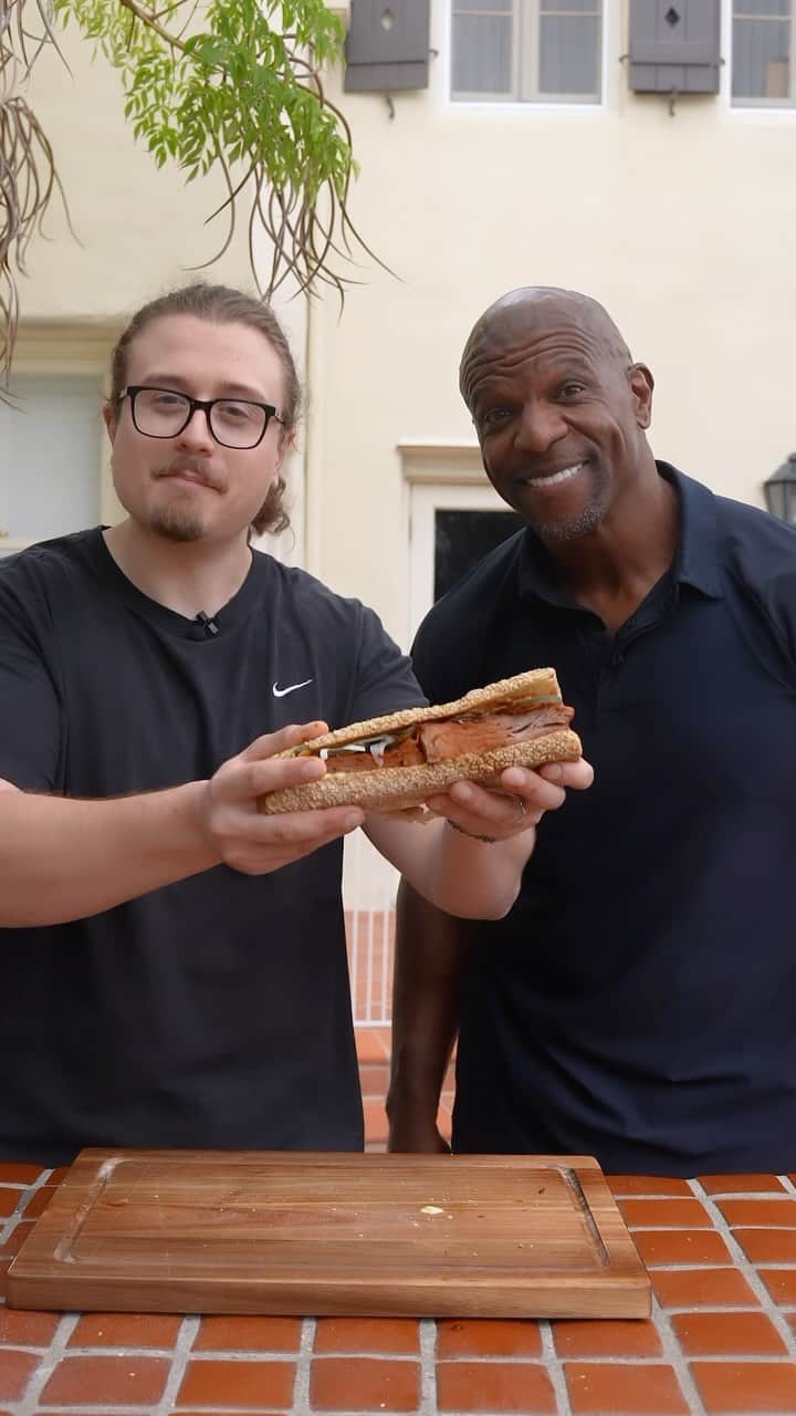 テリー・クルーズのインスタグラム：「McRib should and can be better.」