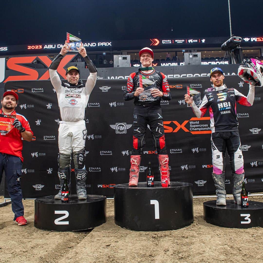 Racer X Onlineさんのインスタグラム写真 - (Racer X OnlineInstagram)「Round two of @wsxchampionship from Abu Dhabi is in the books and it delivered 🔥🇰🇼  SX2 Overall  🥇 Max Anstie 🥈 Chris Blose  🥉 Maxime Desprey   WSX Overall  🥇 Joey Savatgy  🥈 Dean Wilson 🥉 Vince Friese  #WSX」11月5日 5時16分 - racerxonline