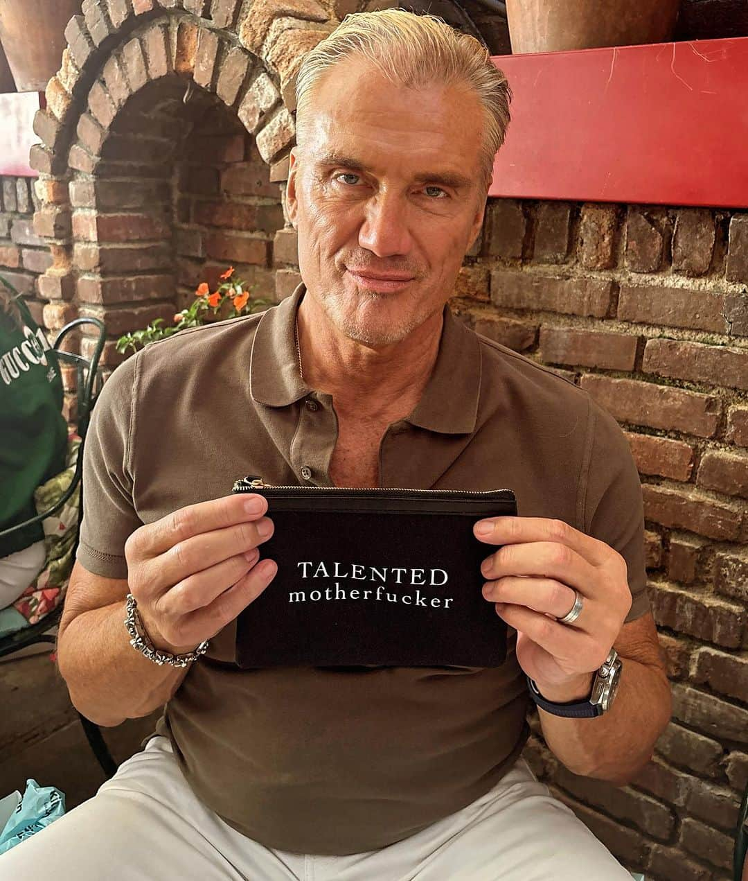 ドルフ・ラングレンさんのインスタグラム写真 - (ドルフ・ラングレンInstagram)「Got a nice birthday gift. Finally someone gets me. 😎」11月5日 6時16分 - dolphlundgren