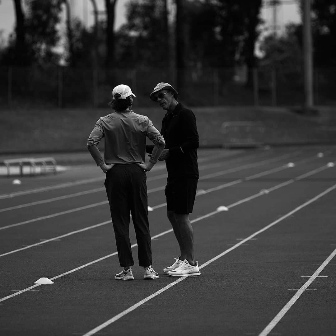 ロハン・ブロウニングさんのインスタグラム写真 - (ロハン・ブロウニングInstagram)「2/11/23 Max Velocity Day. 5x60m, 1x 80m. Some runs with overspeed. @lewchris」11月5日 6時23分 - rohanbrowning