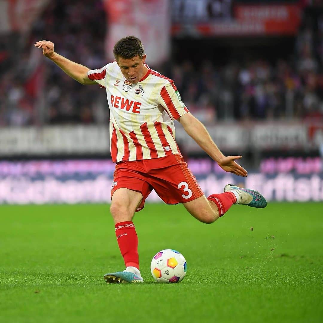 ドミニク・ハインツさんのインスタグラム写真 - (ドミニク・ハインツInstagram)「➕1️⃣⚽️ Wenn auch nicht die erhofften 3 Punkte, stark bis zum Ende gekämpft. Weiter geht‘s 🫵. Danke für die geile Unterstützung von euch 🔥⚽️ @fckoeln」11月5日 6時24分 - heintzi