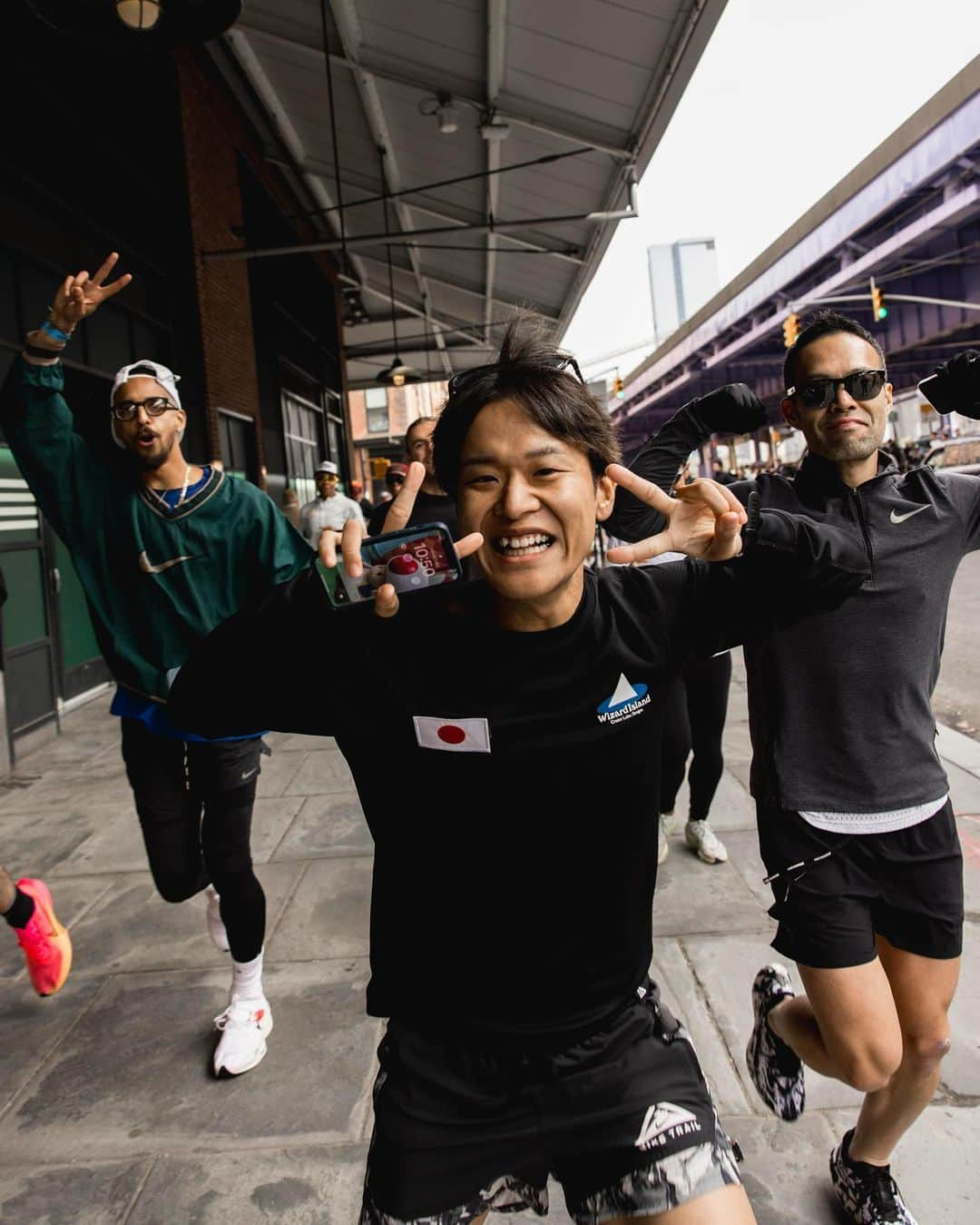 NikeNYCさんのインスタグラム写真 - (NikeNYCInstagram)「Dear runner,  The training is done. The heart is ready. ❤️ The city is yours. 🗽Tomorrow, you get 26.2 miles to chase down your goals. 💪」11月5日 7時15分 - nikenyc