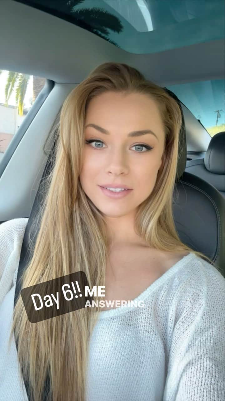 Nikki Leighのインスタグラム：「Day 6!!! #🫶🏼 I am. This is a challenge….  I am bestowing on myself to inspire authenticity, and share my routines and choices that I make in my life I work daily on maintaining a healthy mind, body and spirit, and choose to lead with the pleasure principle of doing what makes me happy. ❤️ I’m doing a series of videos, one every day where I will share my healthy life choices that make up who I am. Who I am and how I live, my life is truly a lifestyle.  ☝️ on each video I’ll be answering the questions:  •WHO AM I? • WHAT DO I DO?  🎬 I’m only allowing myself one take- Being as raw as possible, and sharing when I am inspired through my daily activities and feelings.  🙏🏼 I want to lead by example and inspire people to be authentic. I am showing that it is safe to be your authentic self and to like what you like to not like what you don’t like them to be OK with that. No to people are exactly alike and that is a super power. Not something to hide or be ashamed of. #youareloved #embraceyourself   COMMENT BELOW IF YOU HAVE ANY QUESTIONS ABOUT QI GONG OR DO IT YOURSELF!!!! 💋  #Beyou #beyourself #inspire #healthylifestyle #mindset #iamalifestyle #mentalhealth #positivevibes #positivitytime #iam #motivator #manifestor #selflove #humanity #me #selfempowerment」