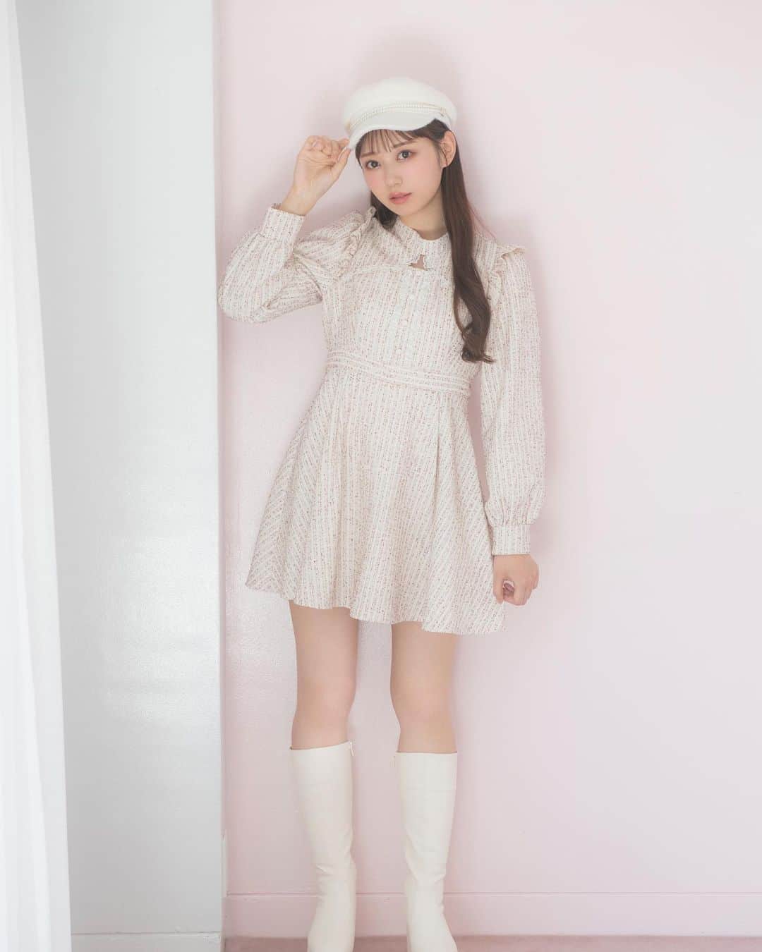 evelynのインスタグラム：「AKB48 大盛真歩さんが着るevelyn冬コレクション🐰♥︎ ㅤㅤㅤㅤㅤㅤㅤㅤㅤㅤㅤㅤㅤ \ 11月上旬入荷予定 / #チョーカーツイードOP ¥9,800 ㅤㅤㅤㅤㅤㅤㅤㅤㅤㅤㅤㅤㅤ #evelyn #エブリン」