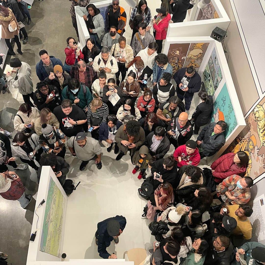 GINZA SONY PARK PROJECTさんのインスタグラム写真 - (GINZA SONY PARK PROJECTInstagram)「【Digest of Katsuya Terada Live Drawing 】  Live drawing by Katsuya Terada was performed today. Audiences could not take their eyes off his amazing creations, which were both dynamic and meticulously drawn, and it was truely WOW moment. His works will be displayed in the venue until the end of the exhibition period. “MANGA in New York” ends tomorrow! Don’t miss your chance to read these MANGA.  本日、寺田克也さんによるライブドローイングが行われました。躍動感と緻密な描き込みが共存するクリエイションと描き上がっていく様子に、多くの来場者が釘付けに。 制作された作品は会期終了の明日まで会場内に展示されます。  #MANGAinNY  @katsuyaterada  #KatsuyaTerada #寺田克也   #NewYork #Manga #マンガ #漫画 #Comic #drawing #ドローイング #Art #Technology #アート #テクノロジー #GinzaSonyParkProject #GinzaSonyPark #SonyPark #Sony」11月5日 10時44分 - ginzasonypark