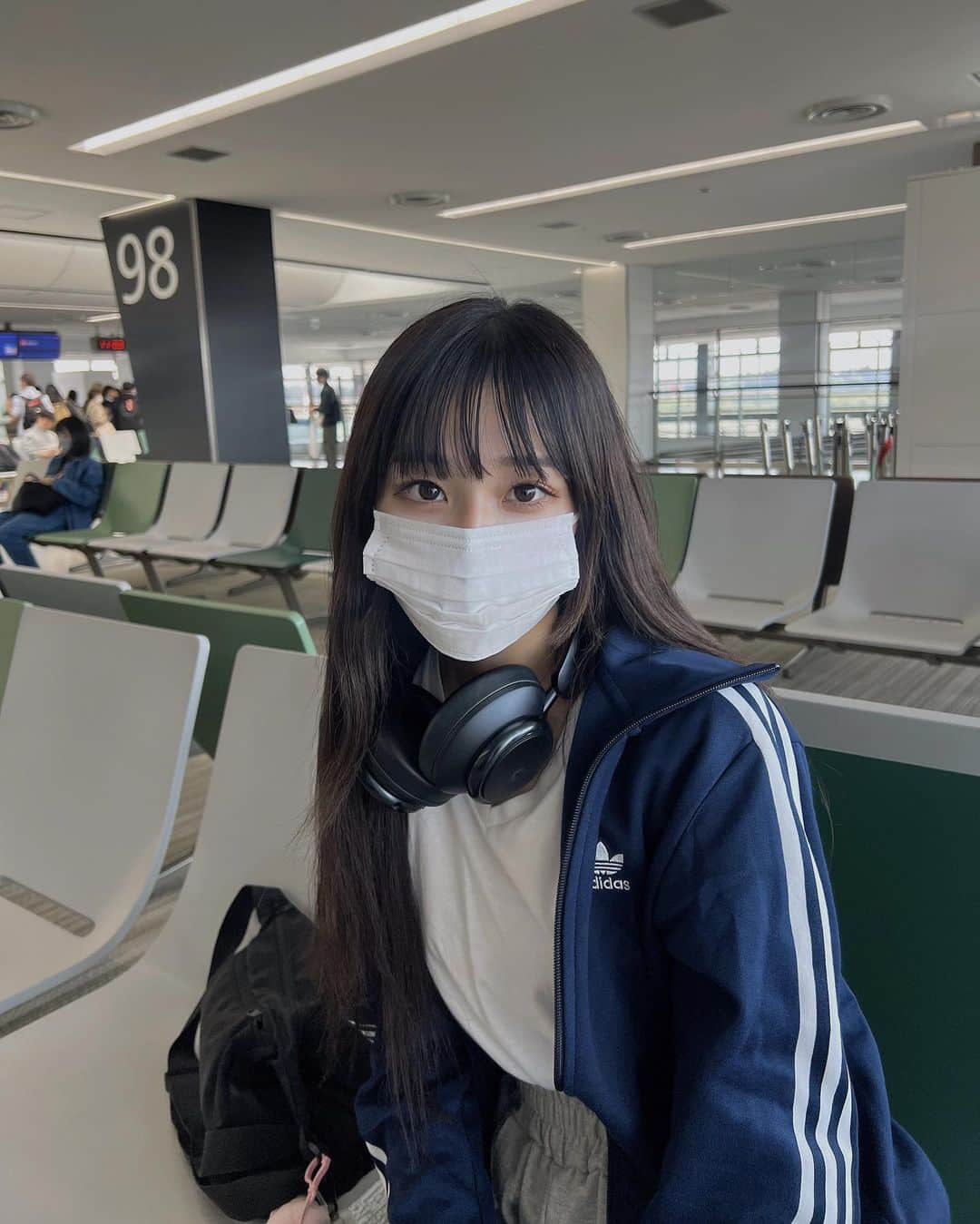 すずのインスタグラム：「한국에 왔어~!🇰🇷 유투브도 찍고있어요＾＾」
