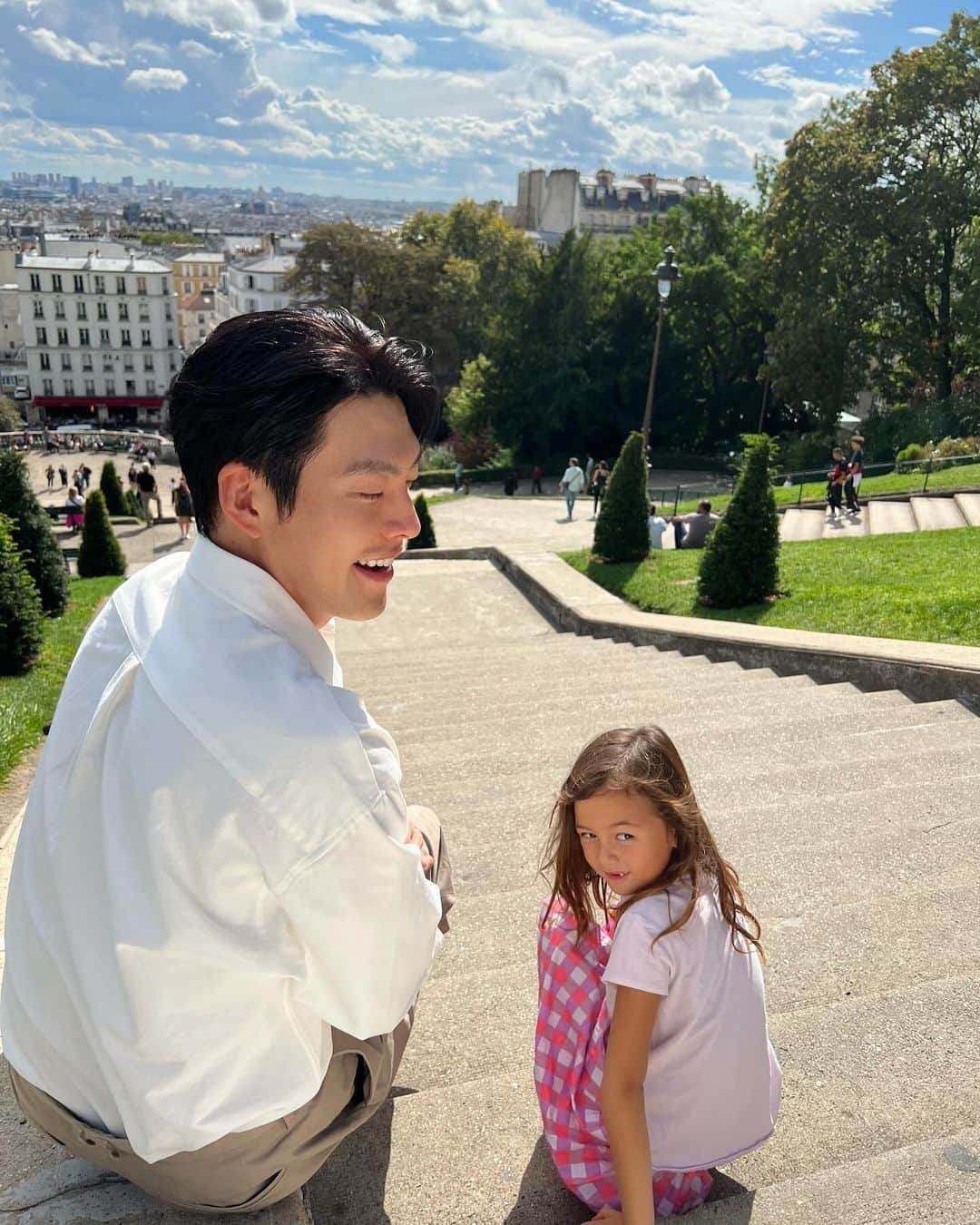 キム・ウビンのインスタグラム：「보고싶은 알떼아👚」