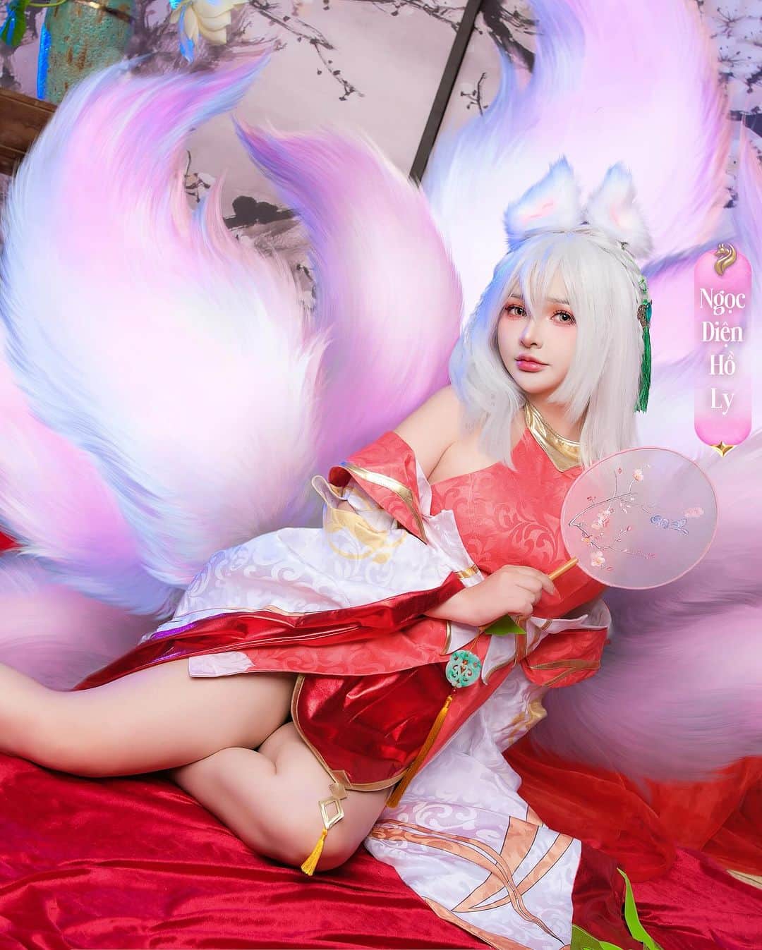 ミミちゃんさんのインスタグラム写真 - (ミミちゃんInstagram)「[ Tây Du VNG x MiMi Chan - ミミちゃん ]  Tải trước game cùng mình nhé mọi người ơi ! Cùng Ngọc Diện Hồ Ly chinh phục Tây Du nào  ✨✨✨✨✨✨ Pre-download now ! Link in comment  #tayduvng #vnggames #ninetailsfox」11月5日 20時34分 - mimichan.259