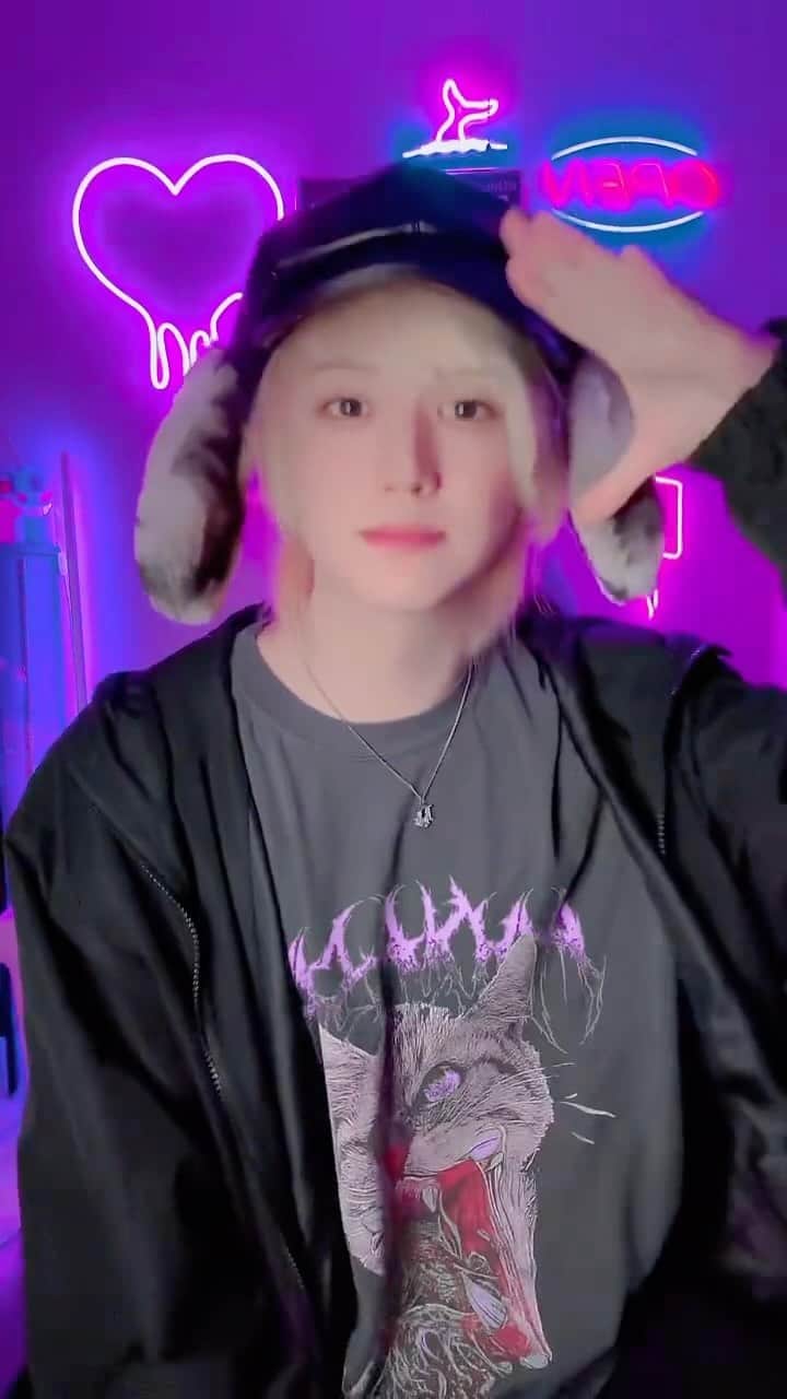 ゆーちゃそ王子のインスタグラム：「ちりちり〜  #tiktok #reels #foryou #fyp #b1a4」