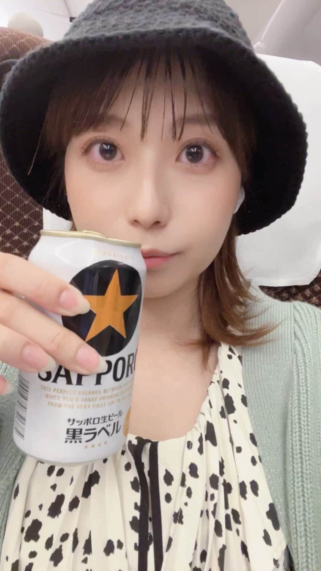 天野麻菜のインスタグラム：「ビール女子。3652」