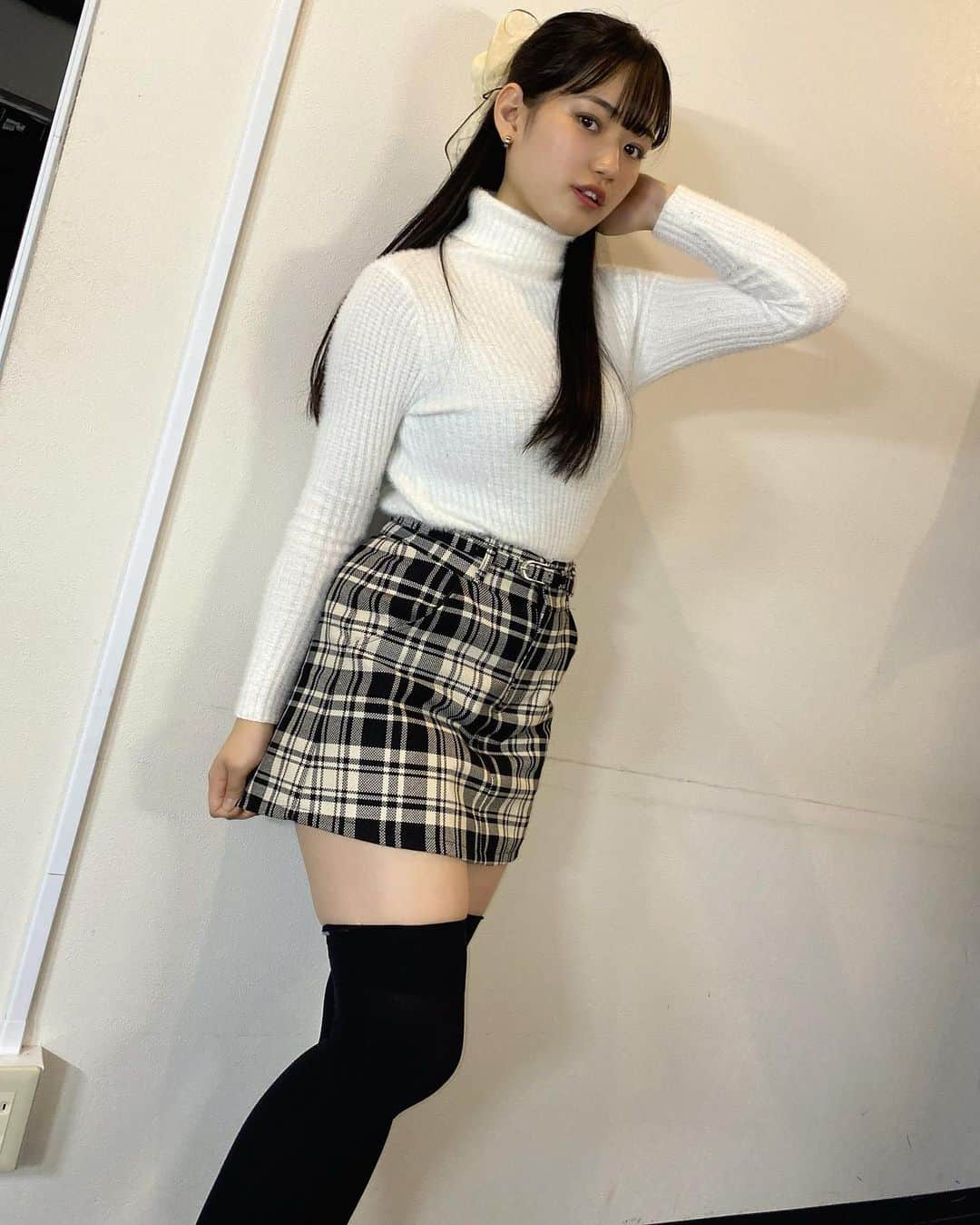 滝口きららのインスタグラム：「ニーハイは正義？  #ootd #fashion #ニーハイ #絶対領域」