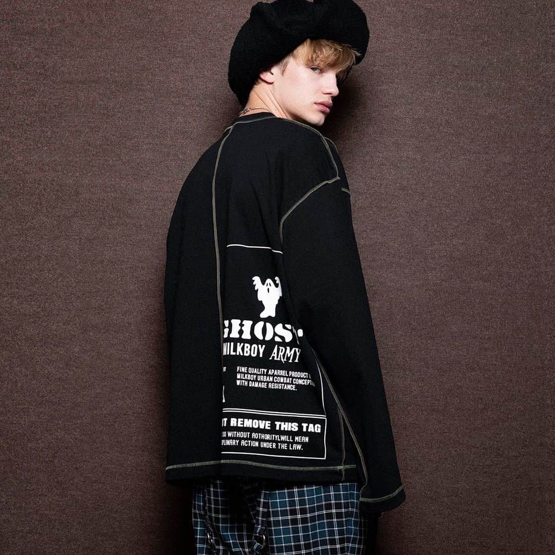 MILKBOYのインスタグラム：「MILKBOY 2023 Winter Collection🪖👻⚡️  GHOST ARMY STITCH L.S. TEE  #milkboy」