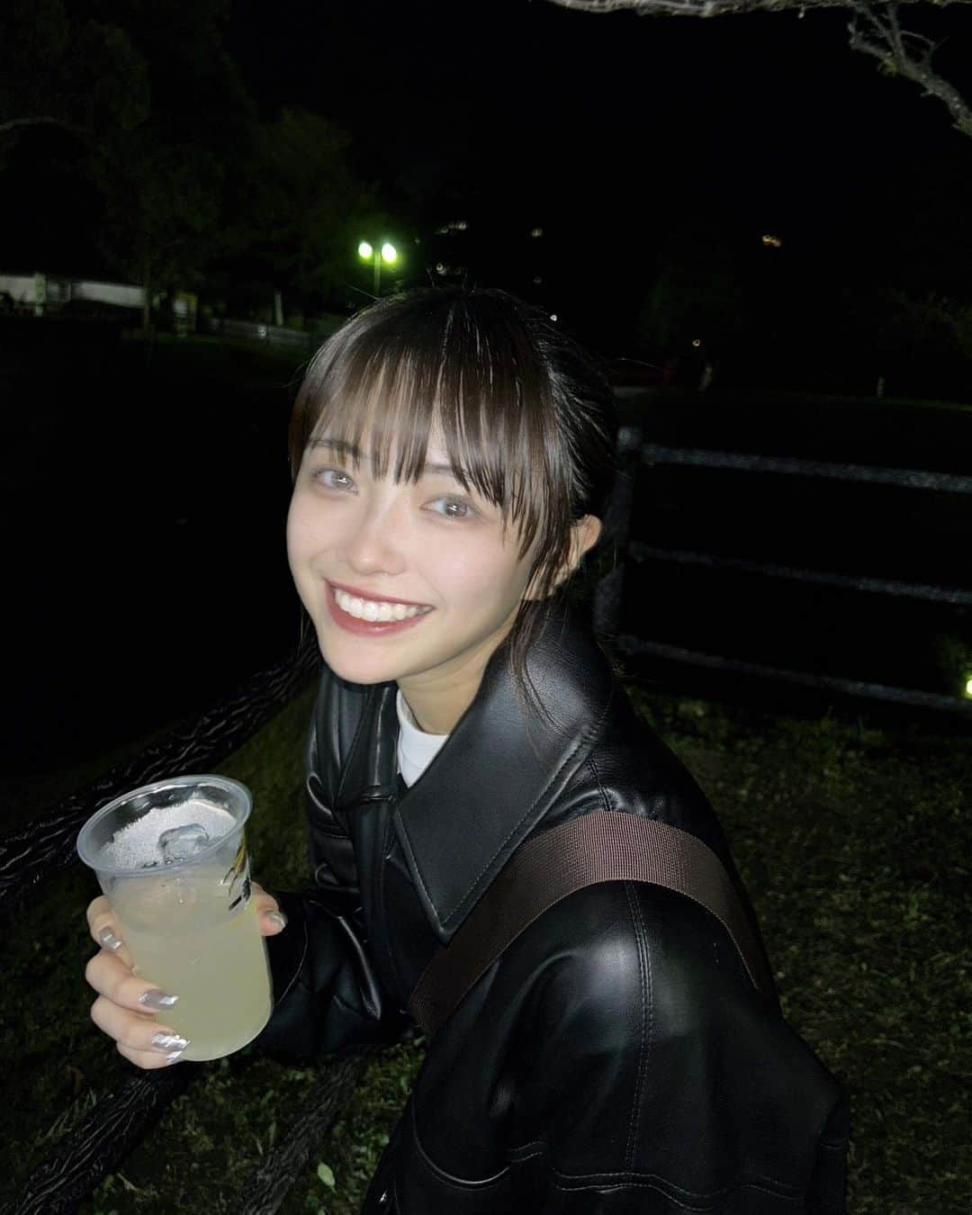 宮原響のインスタグラム：「みんなのおすすめの本を教えてください！！ 11月はいつも以上に読みます！！！！📕」