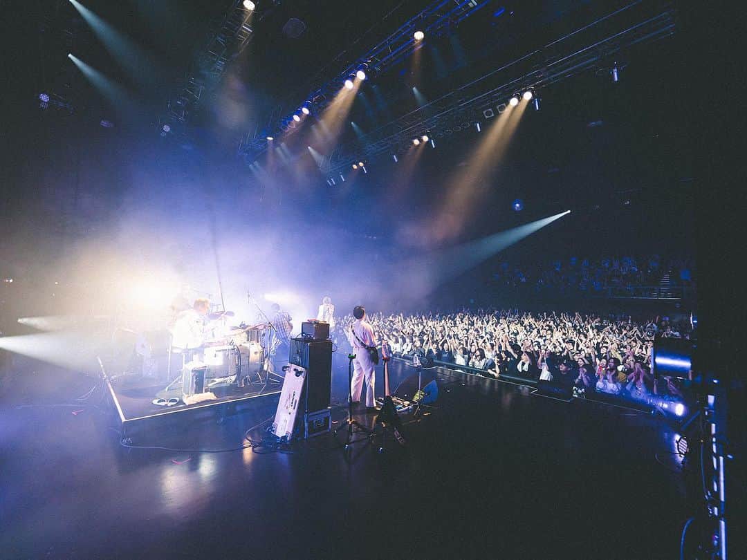 OKAMOTO’Sさんのインスタグラム写真 - (OKAMOTO’SInstagram)「.  ❤️‍🔥2023.11.05(日)Zepp Nagoya Kroi Live Tour "Dig the Deep" vol.4  ありがとうございました！ オカモトコウキHappy Birthday🎂✨  終演後コメントは 公式アプリ「オカモトークQ」にて プレミアム会員限定で公開中です💫  https://c-rayon.com/lp/okamotos/app/  📸by @_ok0594」11月5日 21時20分 - okamotos_official