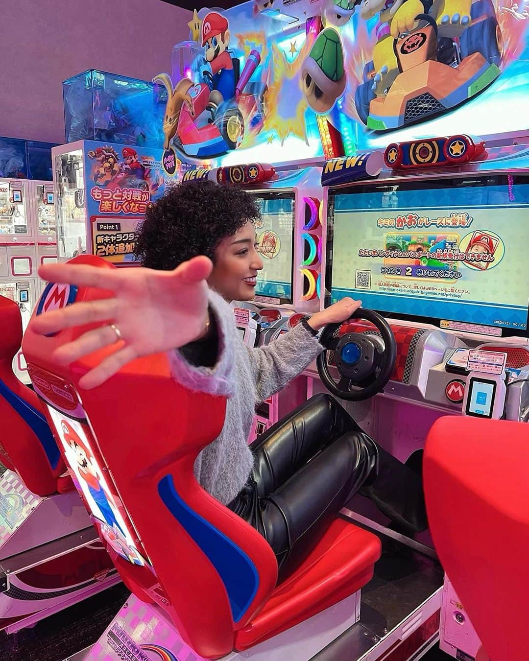 GENAのインスタグラム：「ゲーセンで遊びまくった日🎮⚡️」