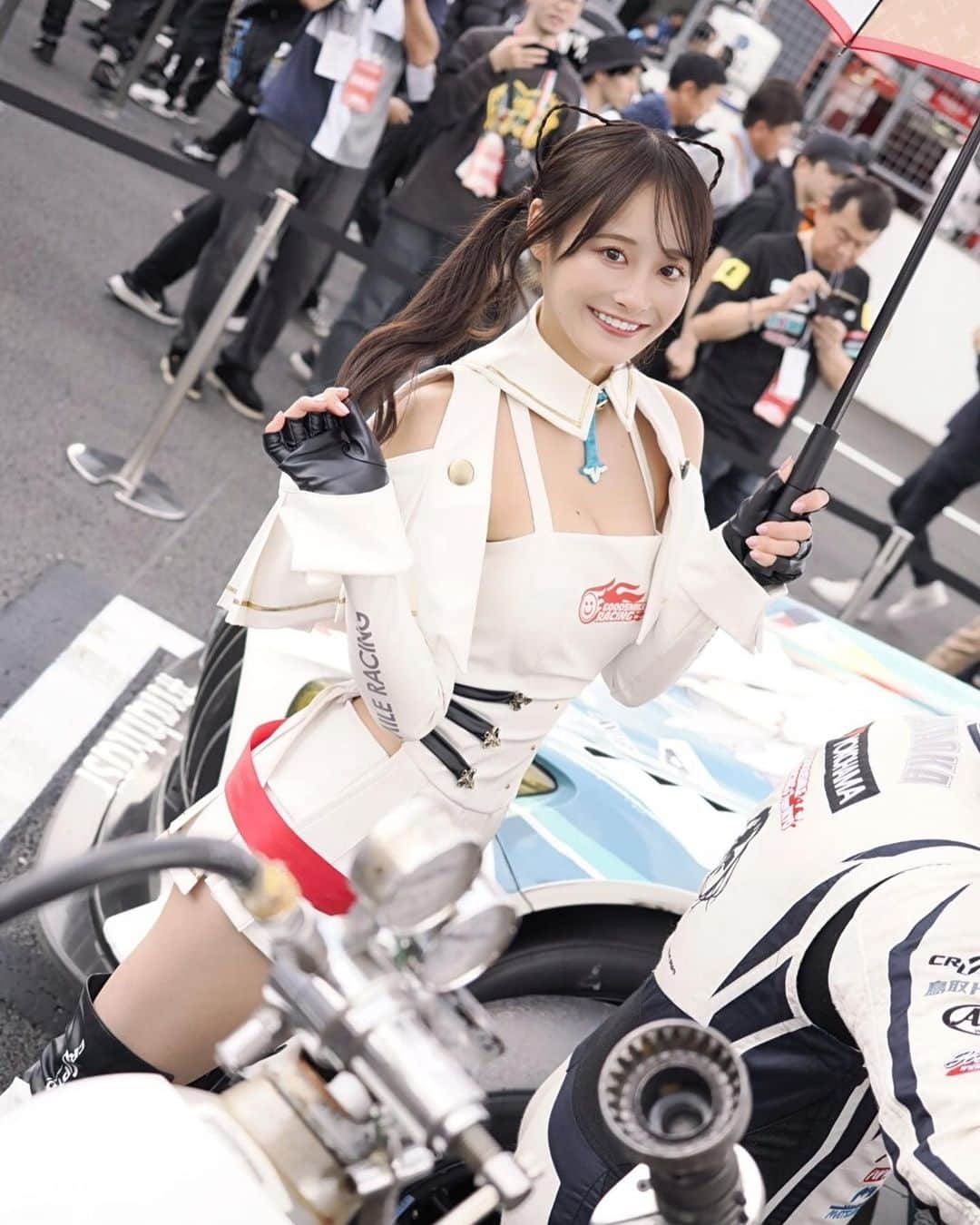 谷川奈々穂さんのインスタグラム写真 - (谷川奈々穂Instagram)「SUPERGT Rd.8 茂木 最終戦でした！ 10番手スタートの11位フィニッシュでした シリーズは14位でした  このシーズンは5年ぶりのポールポジションだったり あと一歩届かなかったり悔しかったり  毎戦チームの皆さんの背中はいつもかっこよくて 胸が熱くなります GSRにミクサポとして関われたこと とても感謝しています  今年1年間有難うございました！  GSR大好きです♡  #fightgsr #SUPERGT」11月5日 21時22分 - aizawa_natsuki_