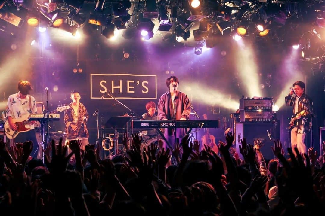 SHE'Sさんのインスタグラム写真 - (SHE'SInstagram)「2023.11.5(Sun) 「SHE’S Tour 2023 “Shepherd”」 広島 CLUB QUATTRO  広島の熱量、最高でした！ 楽しい時間を一緒に作ってくれてありがとうございました！ また会いに行きます！  写真の無断使用・転載禁止 photo by @masafuji93  #SHE_S #SHE_S_Shepherd」11月5日 21時23分 - she_s_official