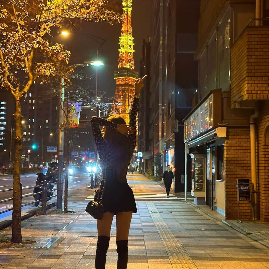 KIKOさんのインスタグラム写真 - (KIKOInstagram)「Quiet Tokyo night💫」11月5日 21時36分 - kiko_yolo17