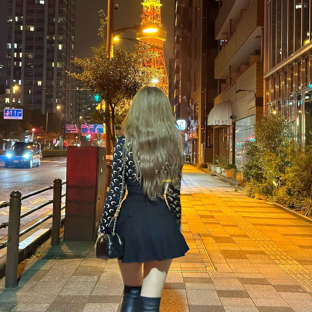 KIKOさんのインスタグラム写真 - (KIKOInstagram)「Quiet Tokyo night💫」11月5日 21時36分 - kiko_yolo17