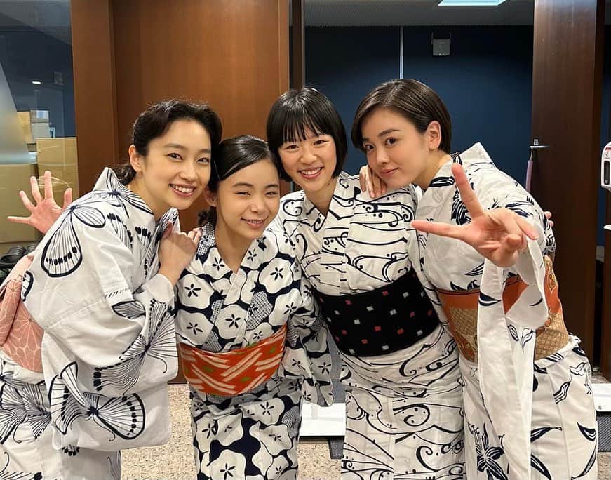 清水くるみのインスタグラム：「#ブギウギ の想い出❣️ わたしは出ませんが、明日から東京編！ お楽しみにです🫶」