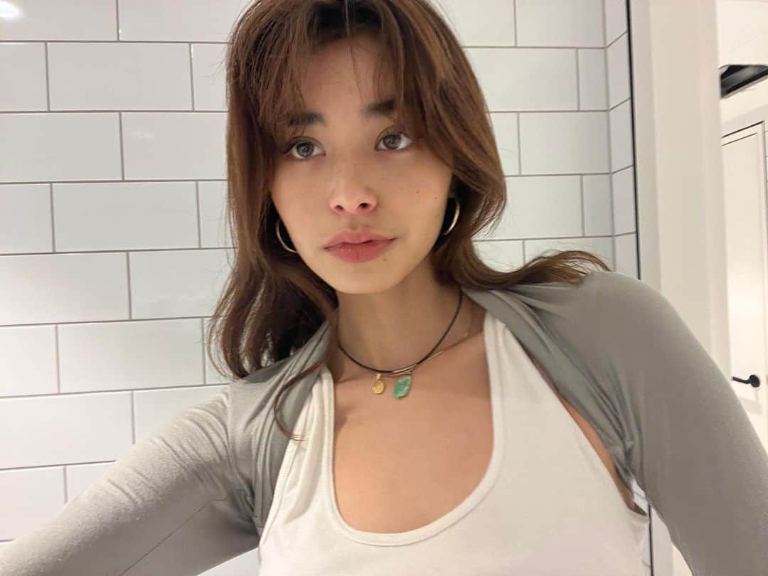 静華ジャズミンのインスタグラム：「Serving fresh outta ballet」