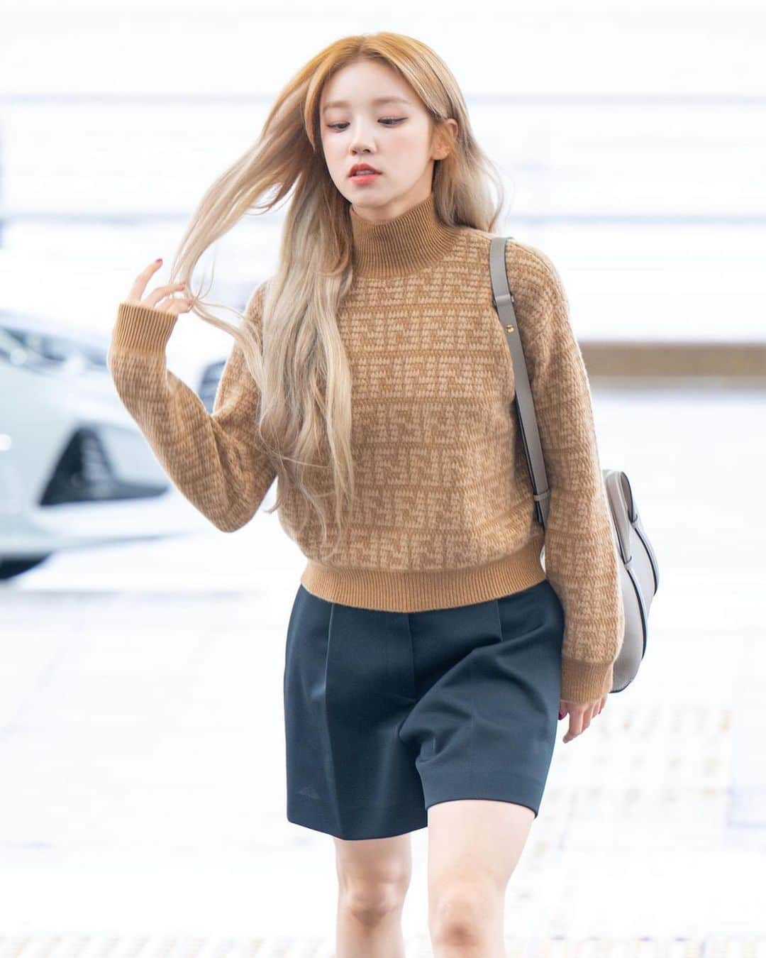 ウギさんのインスタグラム写真 - (ウギInstagram)「231105 ICN 💕  © Press  #여자아이들 #G_I_DLE #GIDLE #우기 #YUQI」11月5日 13時00分 - gidle.yuqi