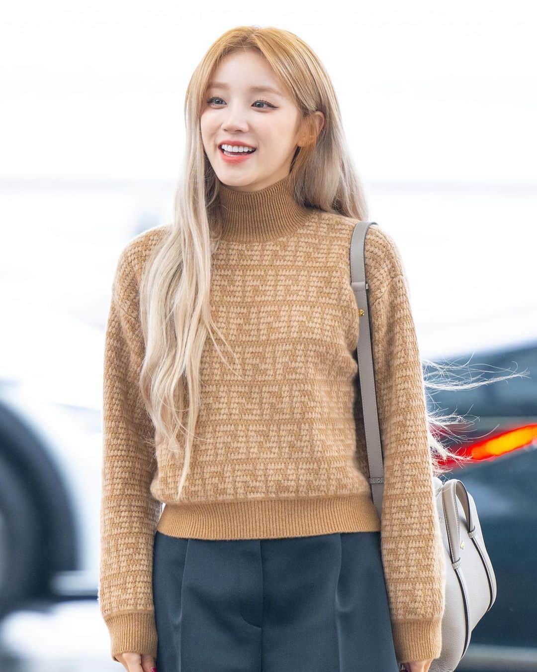 ウギさんのインスタグラム写真 - (ウギInstagram)「231105 ICN 💕  © Press  #여자아이들 #G_I_DLE #GIDLE #우기 #YUQI」11月5日 13時00分 - gidle.yuqi